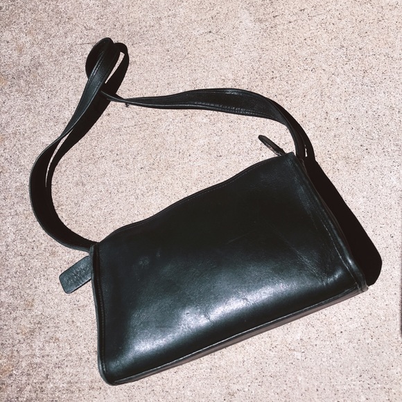 black leather COACH shoulder bag vintage purse - Picture 2 of 4